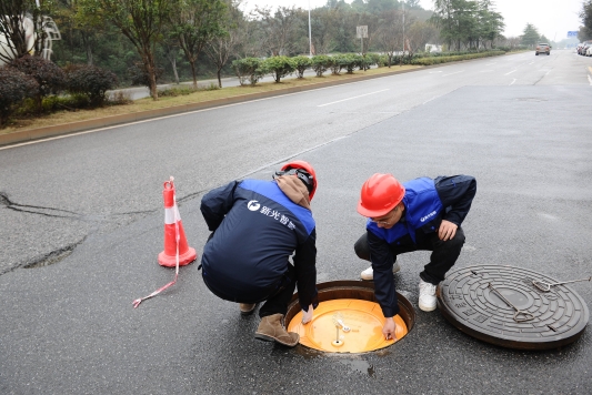 智能电子锁井盖在地下安全的作用