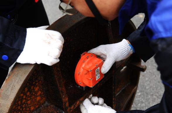 “井盖问题” 频发!智能井盖让城市 “脚下安全” 可感知 “井盖问题” 频发!智能井盖让城市 “脚下安全” 可感知